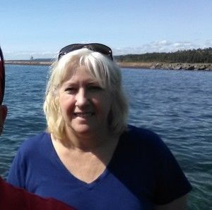 Meet your Posher, Anne